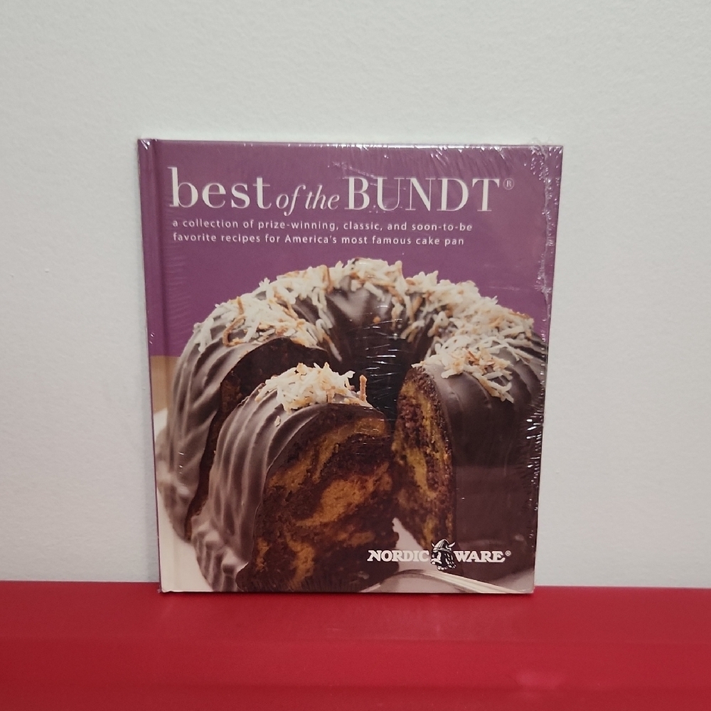 Nordic Ware Best of the Bundt Cookbook - Purple and Brown